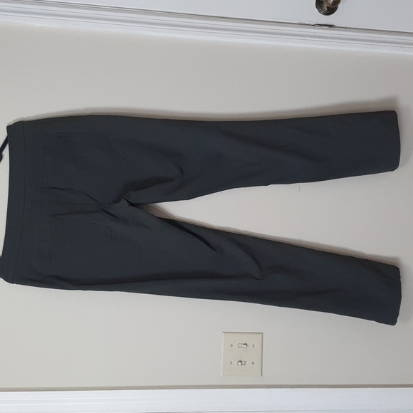 Athleta Wander Utility Stretch Stash Pants - Picture 12 of 12